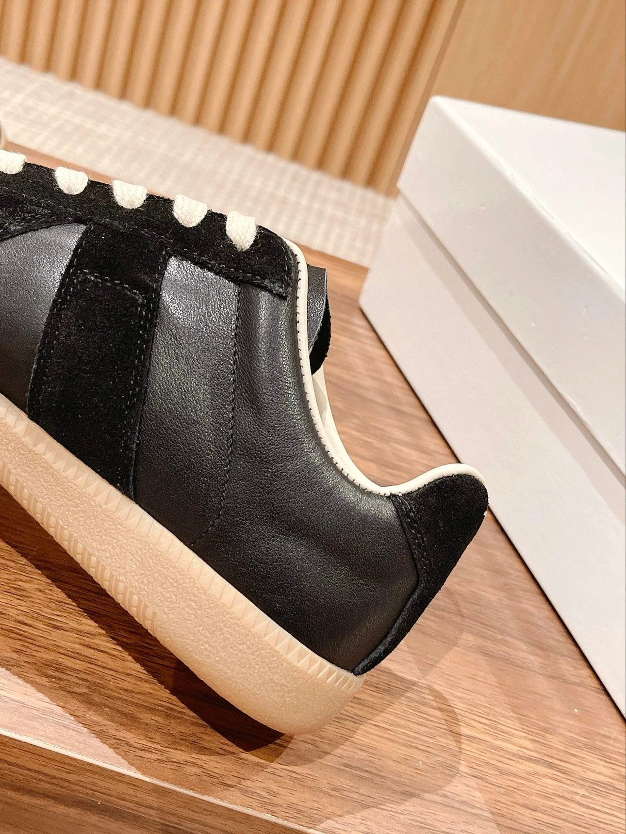 mm6 sneaker