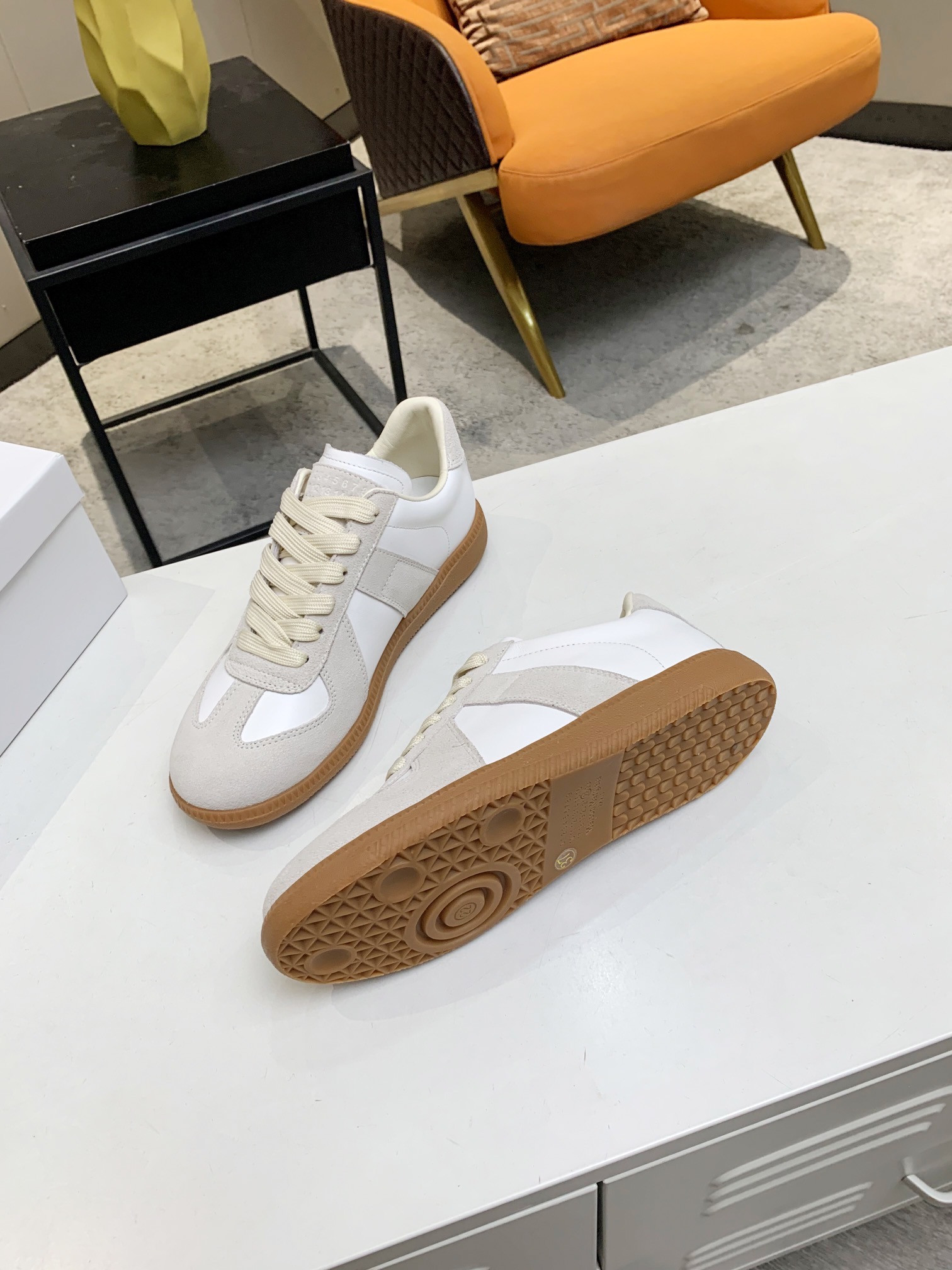 mm6 sneaker