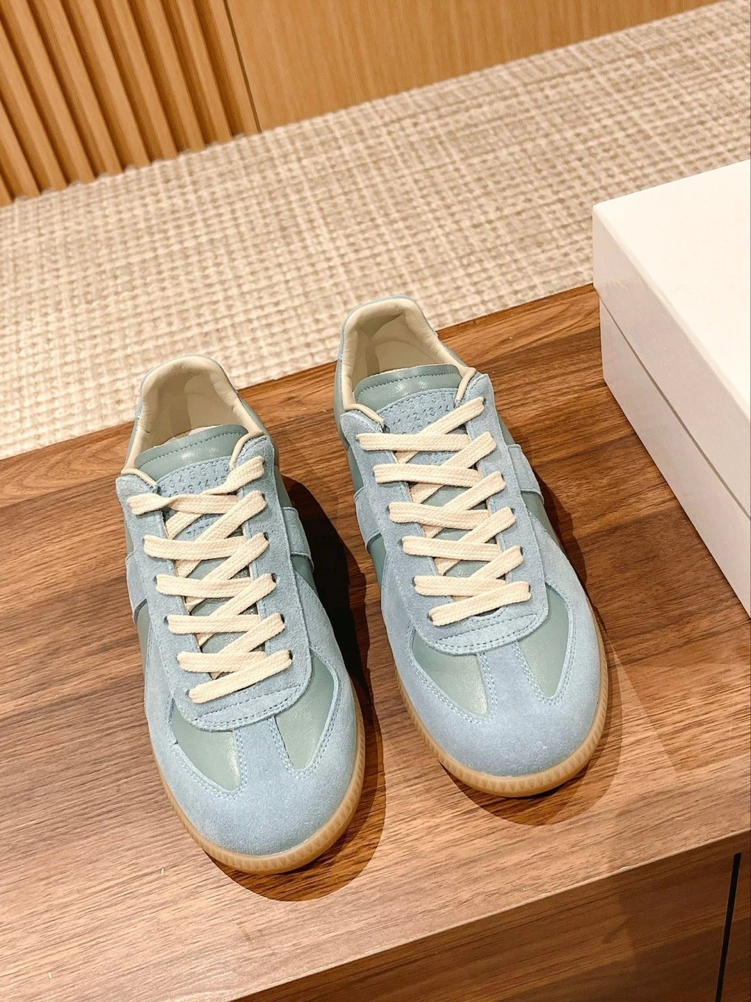 mm6 sneaker