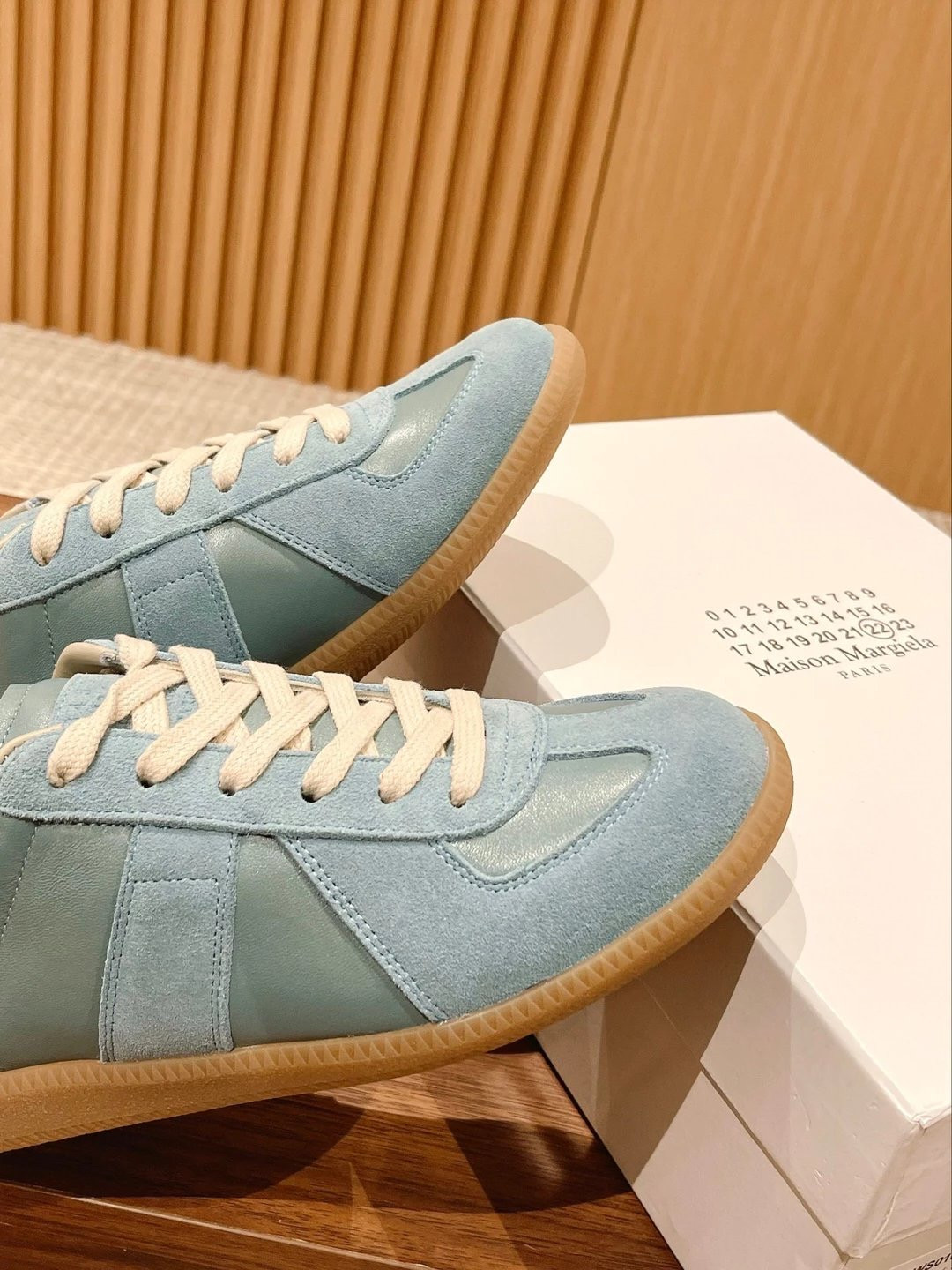 mm6 sneaker