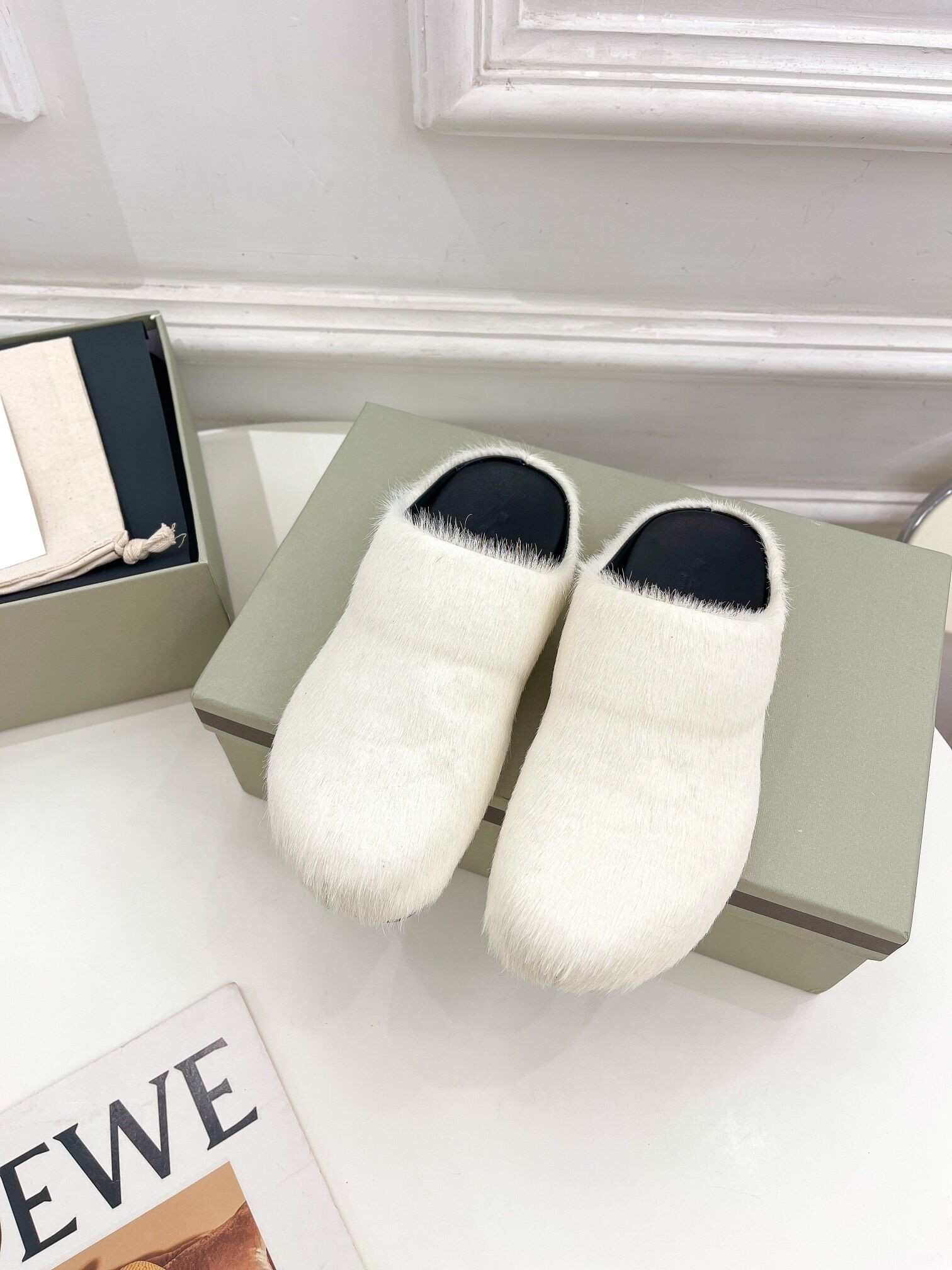 Ma*n1 white fussbett sabot loafers