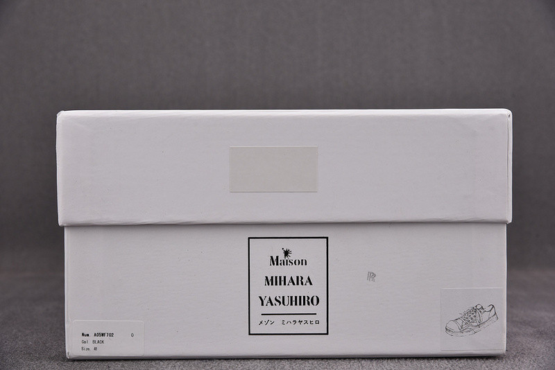 mmy sneaker 002