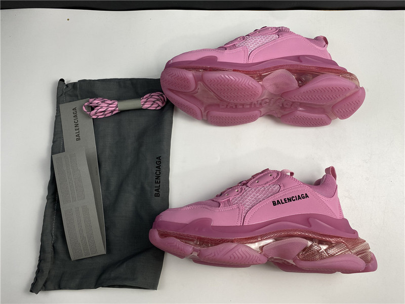 Ba*len*cia*ga triple s