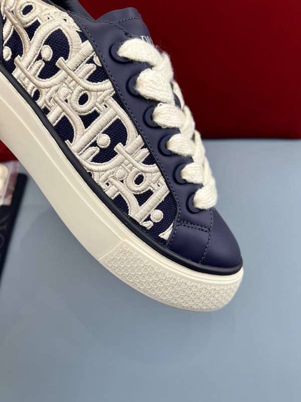 D*or b33 sneaker