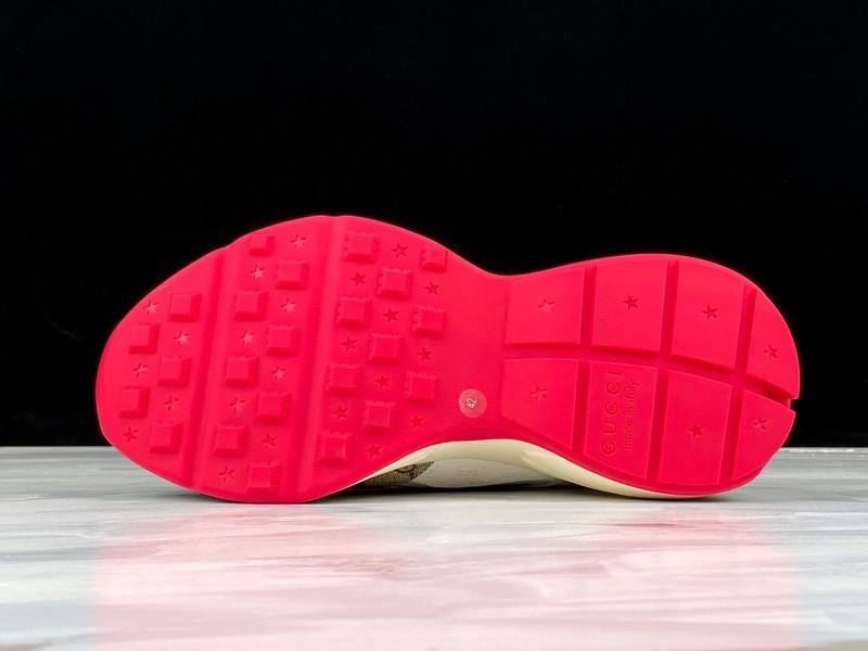 G*u*i sneaker