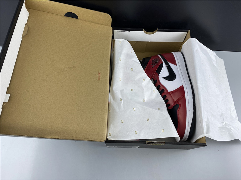 air jordan 1 mid chicago aj1 554724-069