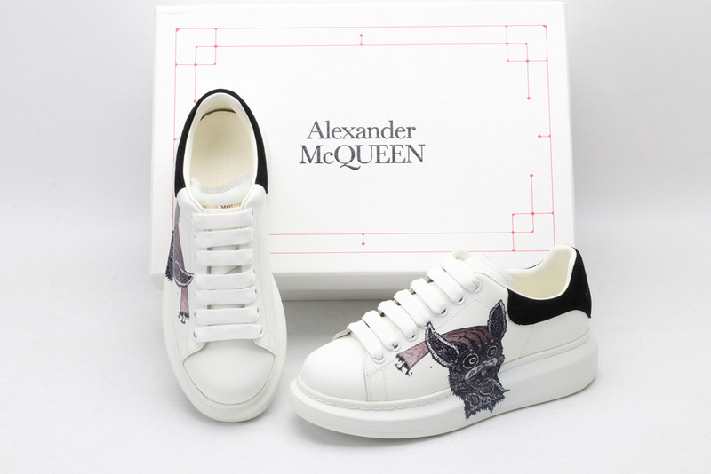 alex mcq