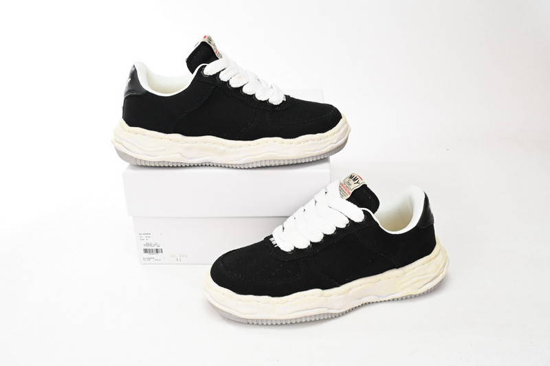 mmy sneaker 0043
