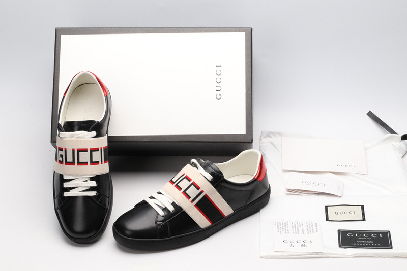 guci low-top sneaker black with G*u*i