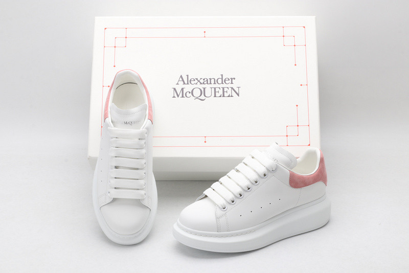 a1exa*der Mcqv*en 030