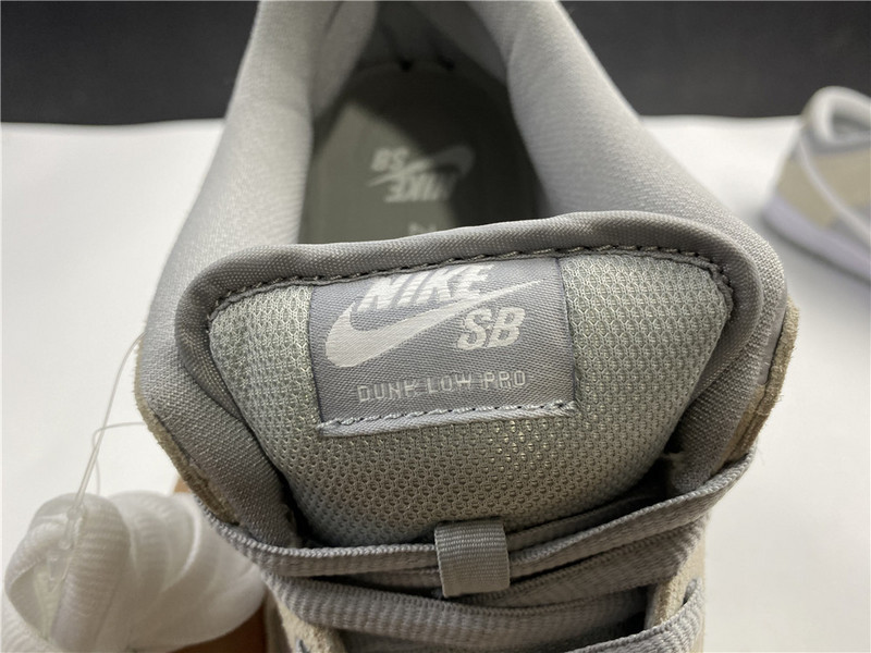 【T0m】nike dunk sb l trd ar0778-110