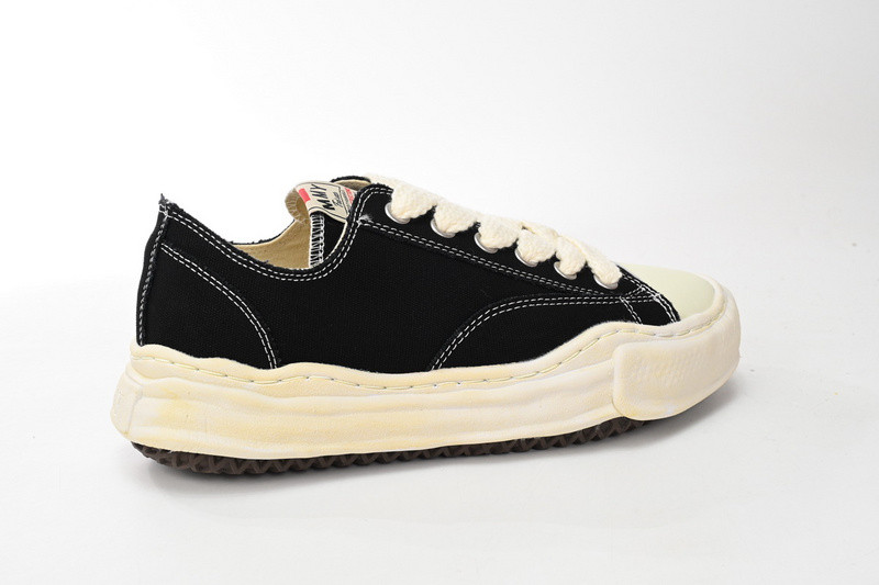 mmy sneaker 0029