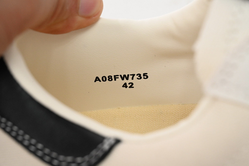 mmy sneaker 0031