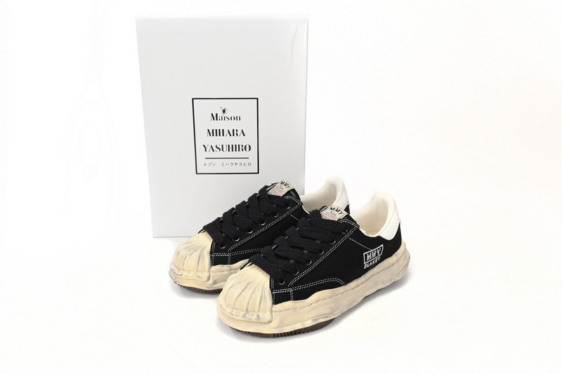 mmy sneaker 0041