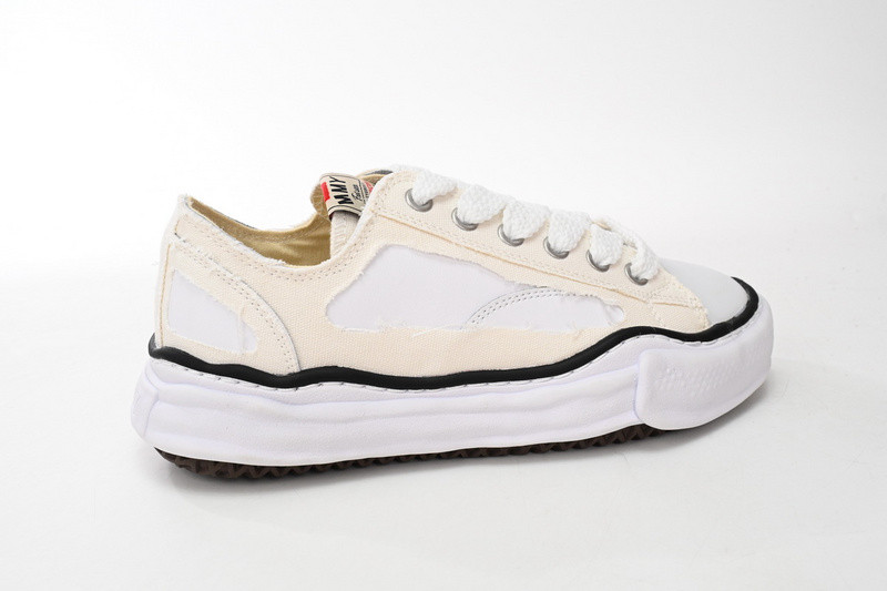 mmy sneaker 0036