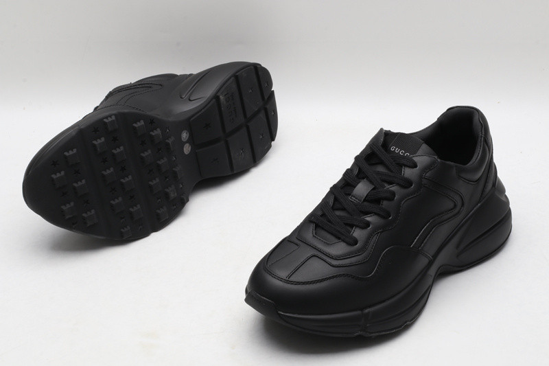 G*u*i sneaker