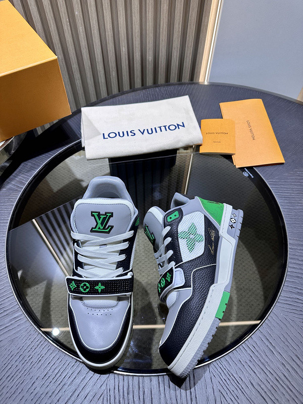 lwe sneaker