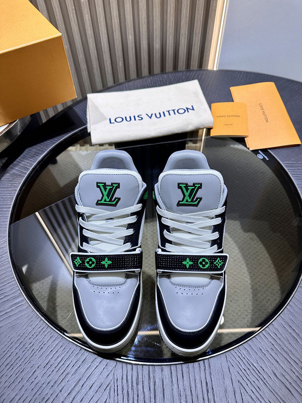 lwe sneaker