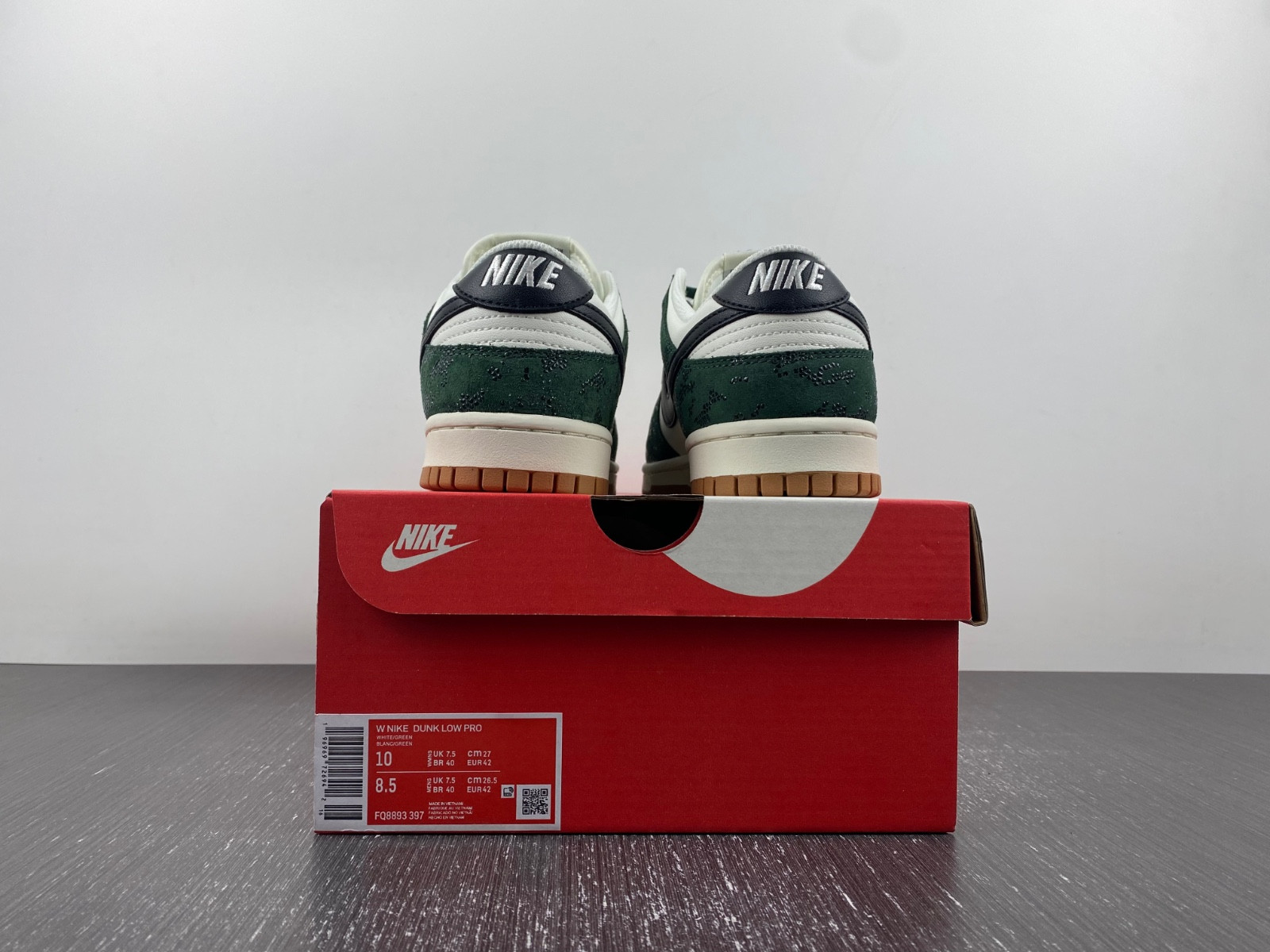 nike dunk low green snake fq8893-397