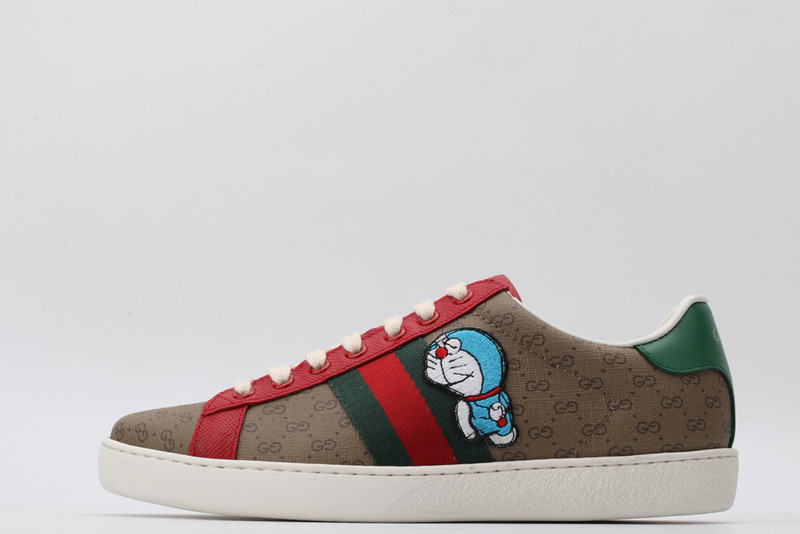 G*u*i sneaker