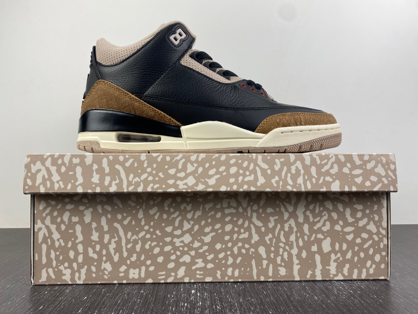 air jordan 3 desert cement ct8532-008