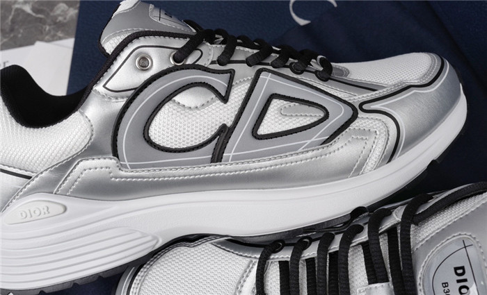 D*or b30 sneaker