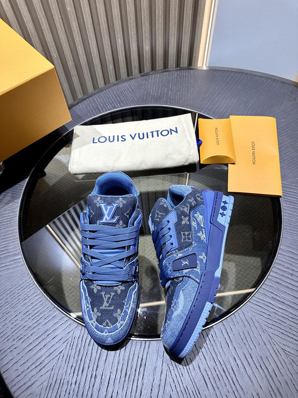 lwe sneaker