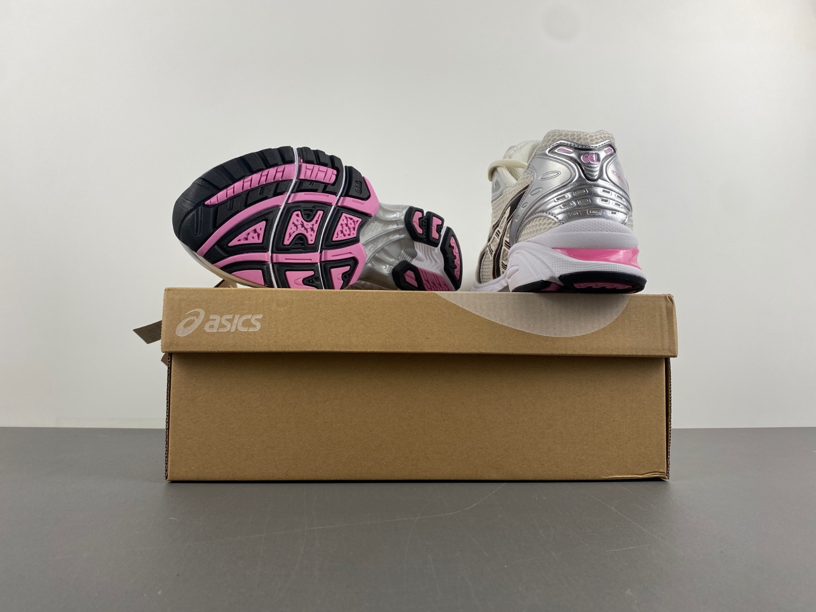 As*ic*s gel-kayano 14 cream sweet pink men