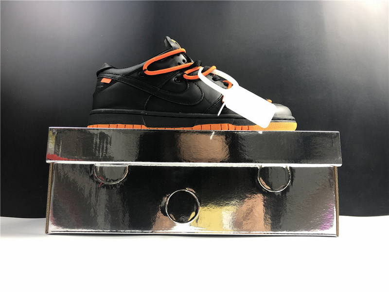 owt x nike dunk low ct0856-002