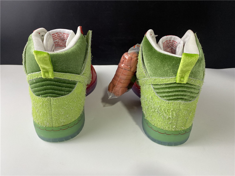 dunk sb nike sb dunk high “strawberry cough cw7093-600