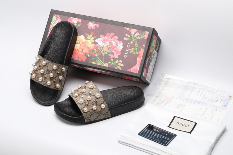 G*u*i slides pearl