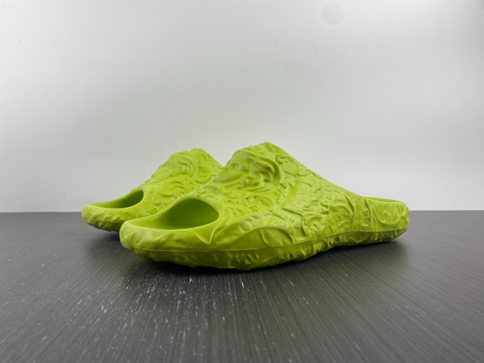versece slipper