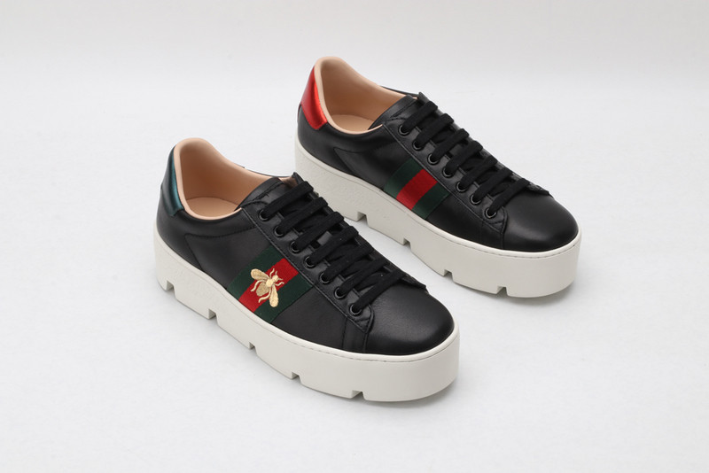 G*u*i sneaker