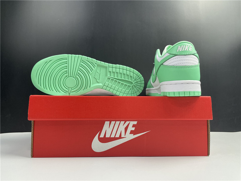 wmns dunk low 
