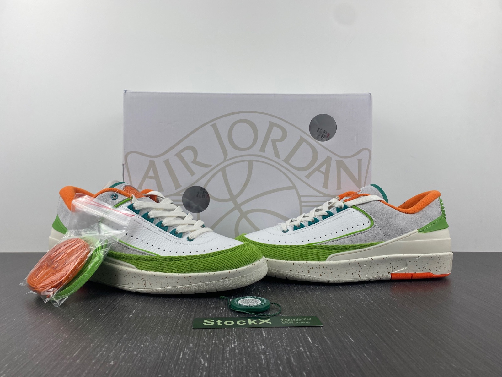 jordan 2 retro low titan (w) - dv6206-183