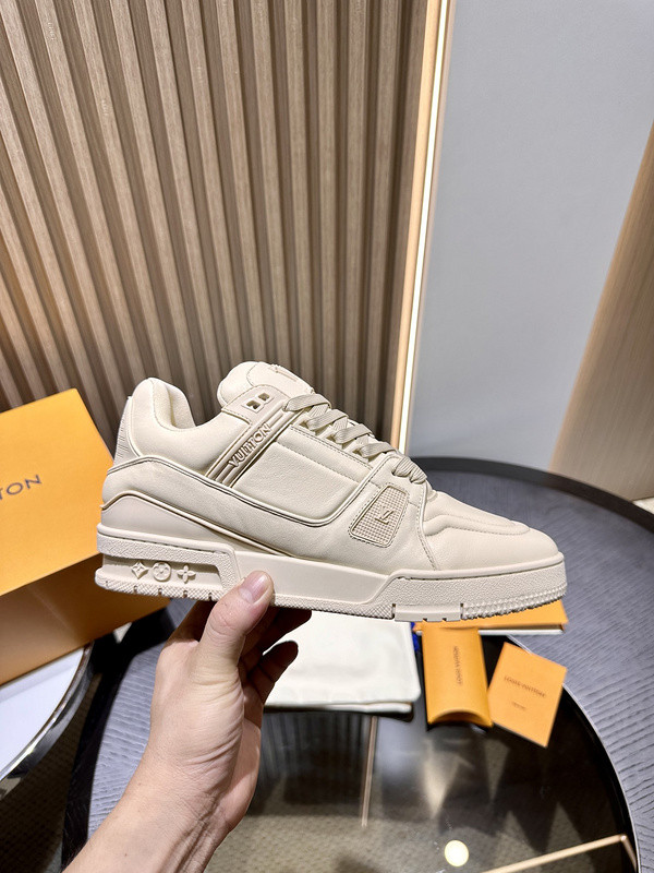 lwe sneaker