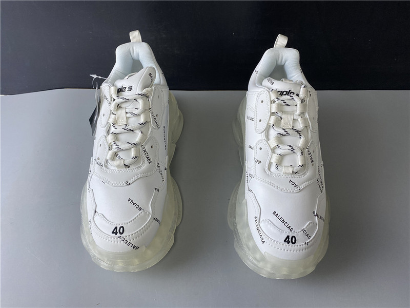 Ba*len*cia*ga triple s